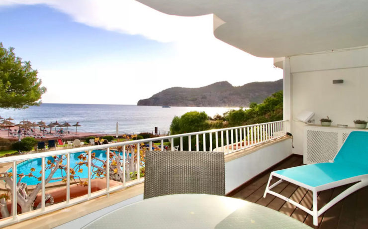 Beautiful sea view apartment in Camp de Mar