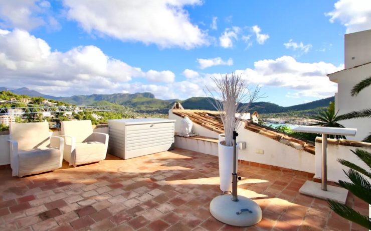 Flat with fantastic mountain views Puerto Andratx