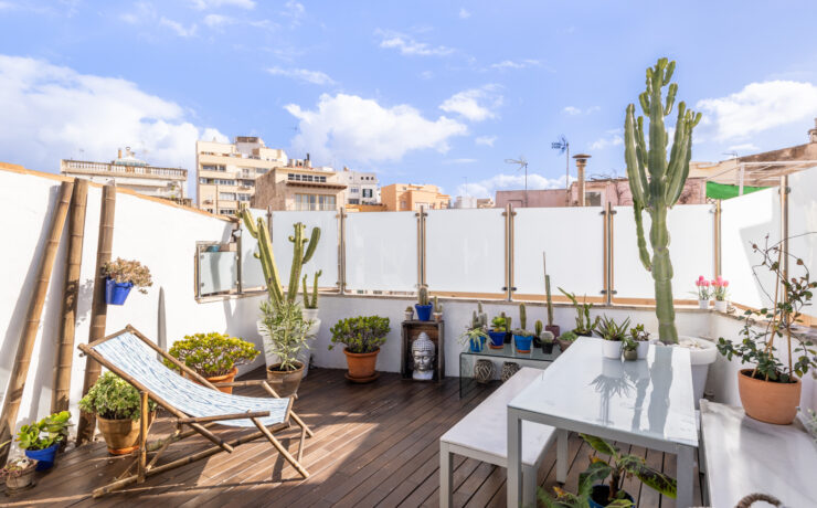 Duplex penthouse in Palma old town