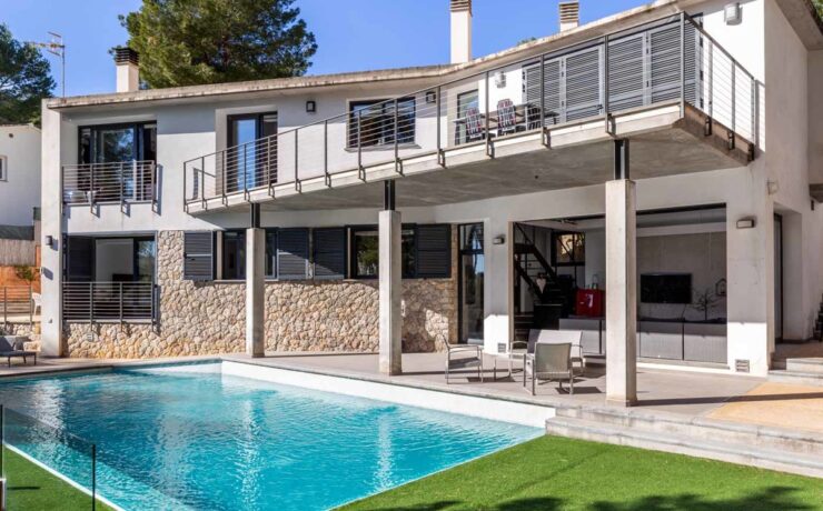 Modern style villa Costa de la Calma