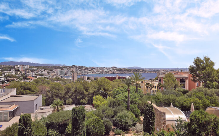 Luxury apartment with stunning bay views Bendinat