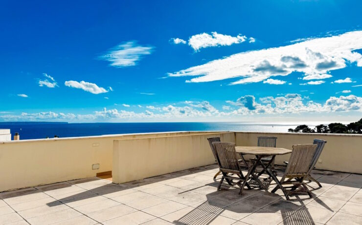 Exklusives Luxus-Penthouse mit Meerblick in Bendinat