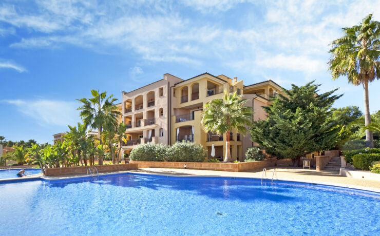 Schöne Villa direkt am Golfplatz – Nova Santa Ponsa