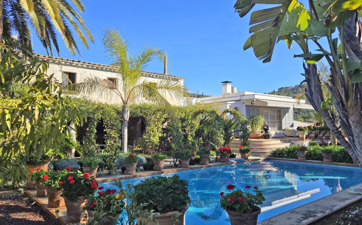 Investitionsgelegenheit : Anwesen am Ortsrand von Calvia