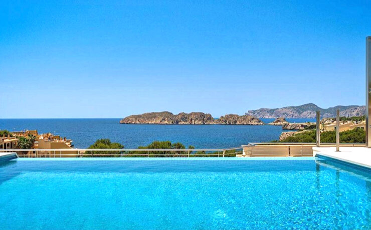 Atico con terraza en la azotea y piscina – Santa Ponsa