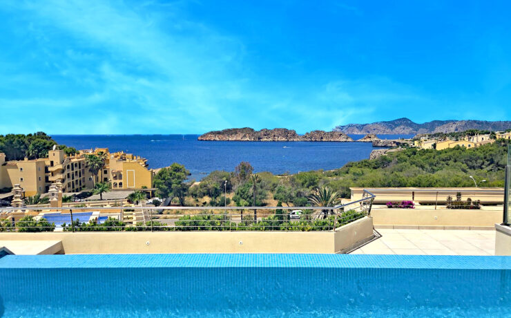 Penthouse with roof terrace & pool – Santa Ponsa