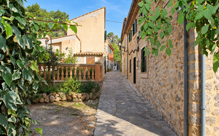 Beautiful Village House in Esporles